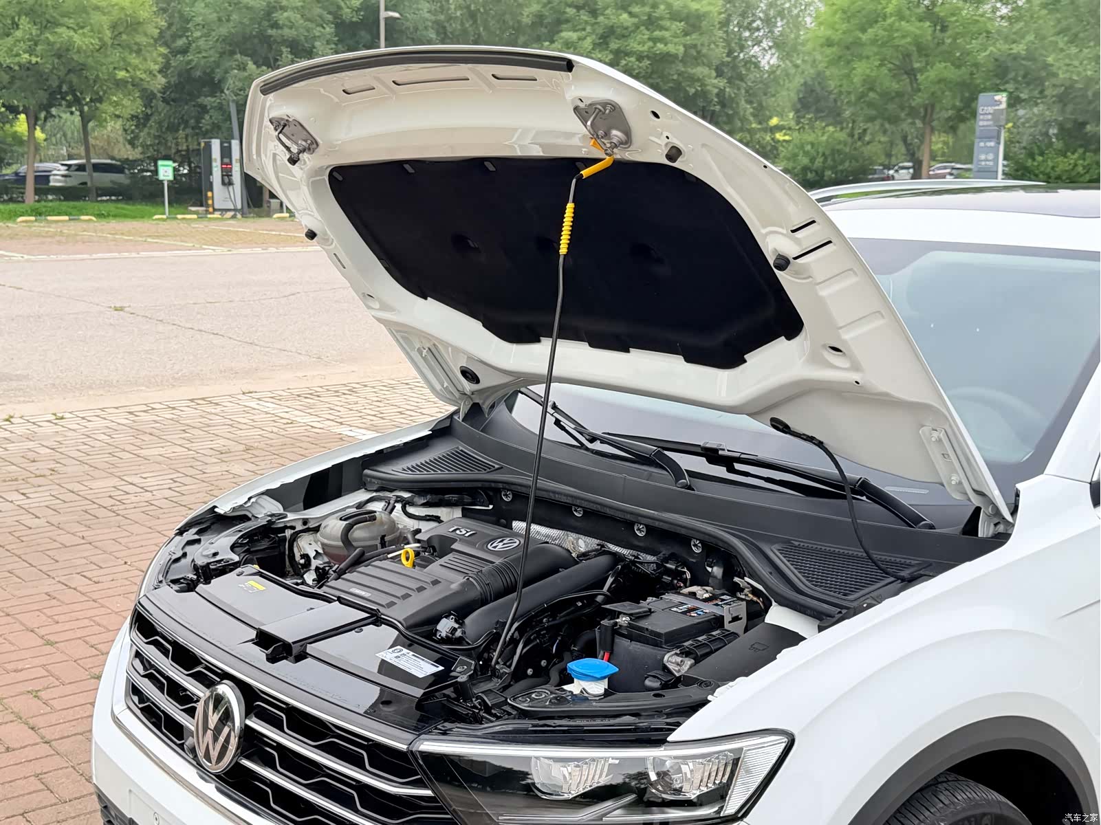 Volkswagen T-ROC, 2019 26