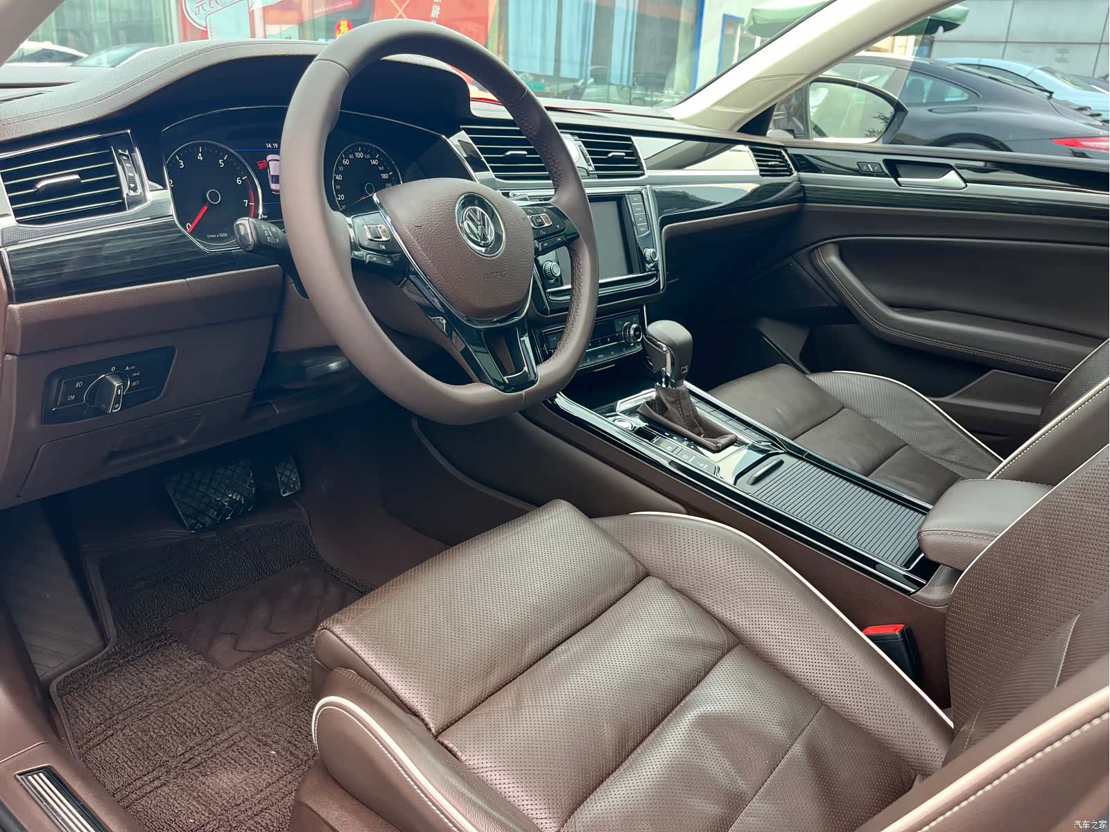Volkswagen Phideon, 2016 4