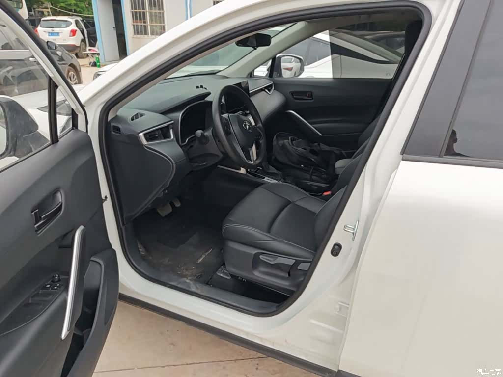 Toyota Frontlander, 2025 15