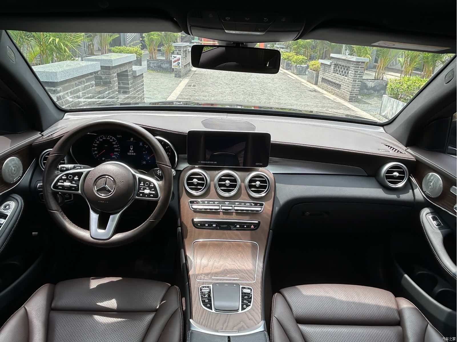 Mercedes-Benz GLC, 2023 все фото