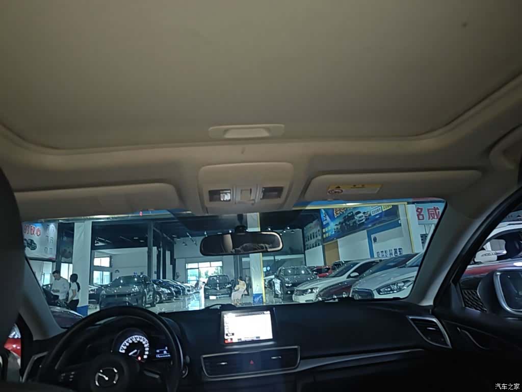 Mazda Mazda3, 2017 18