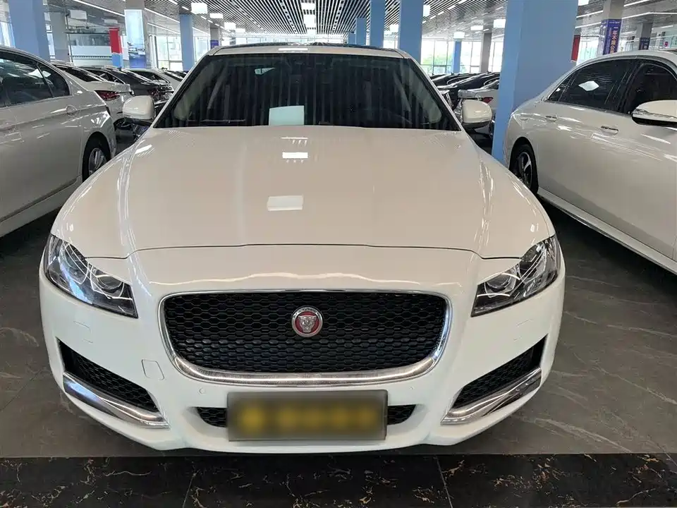 Jaguar XFL Jaguar XFL