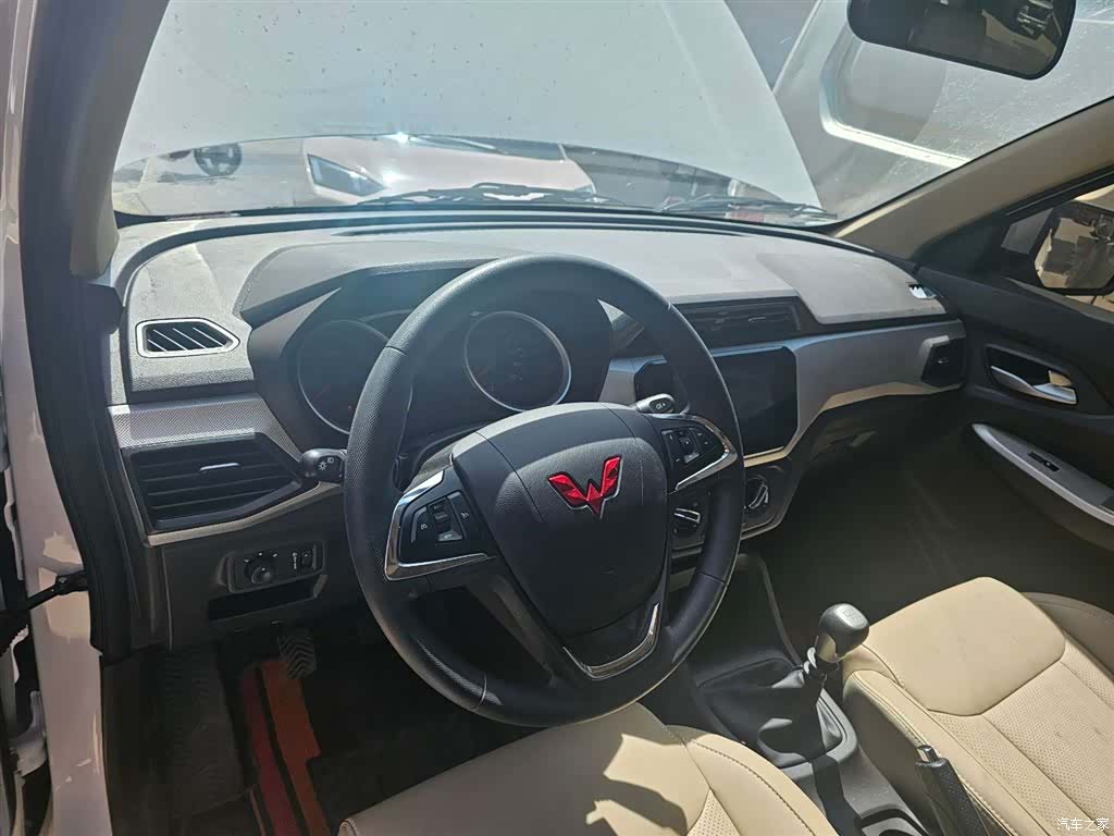 Wuling Hongguang, 2026 6