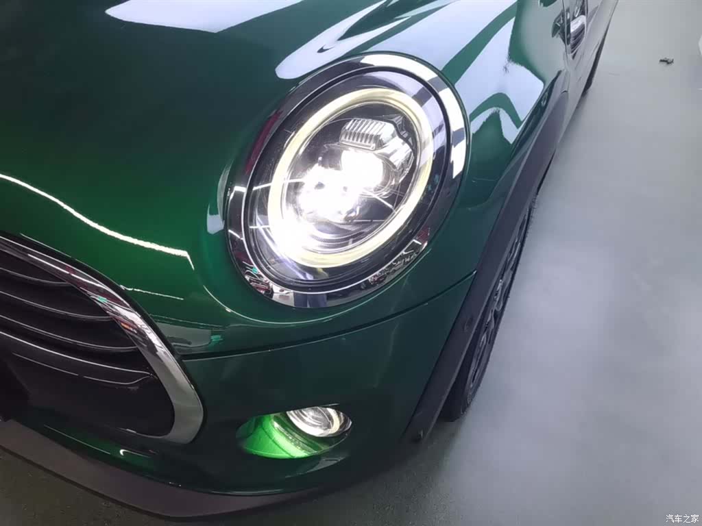 Mini ONE, 2021 24
