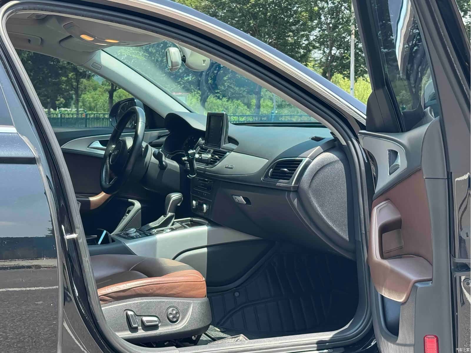 Audi A6L, 2016 13