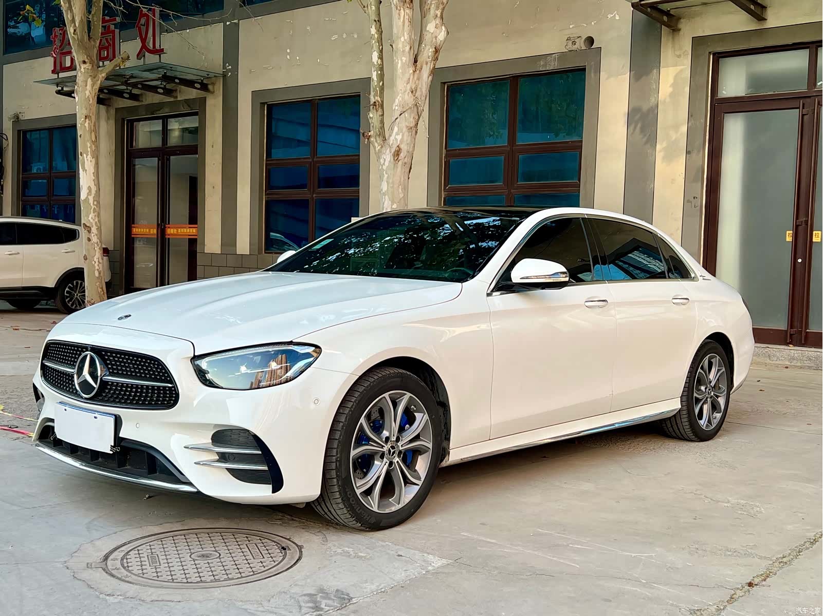 Mercedes-Benz E-Class, 2021 1