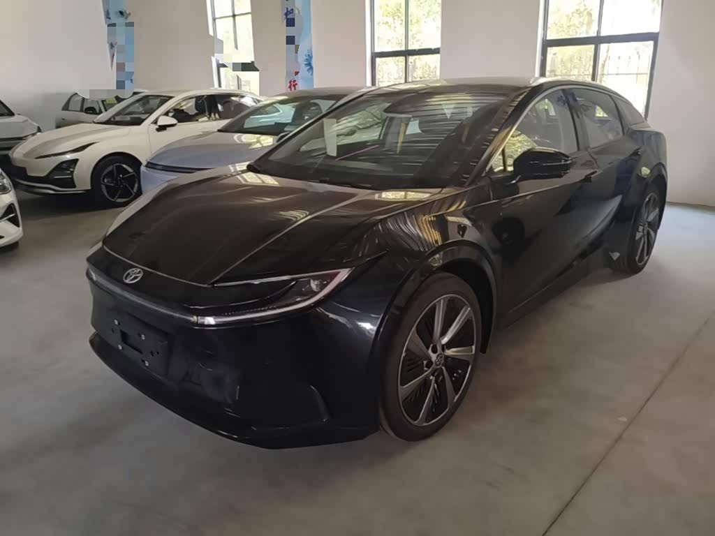 Toyota bZ5