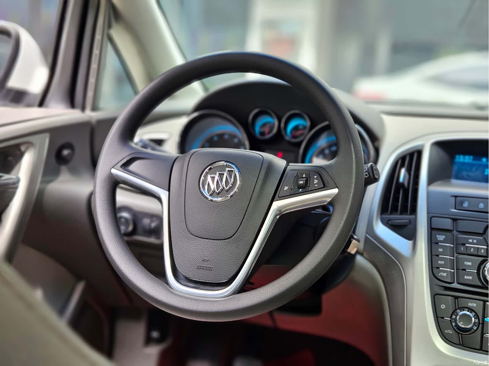 Buick XT, 2014 9