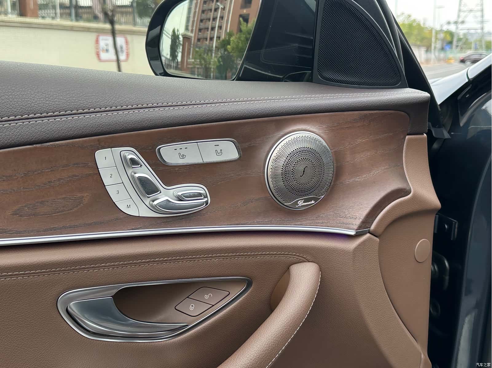 Mercedes-Benz E-Class, 2016 10