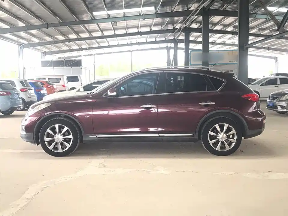 Infiniti QX50