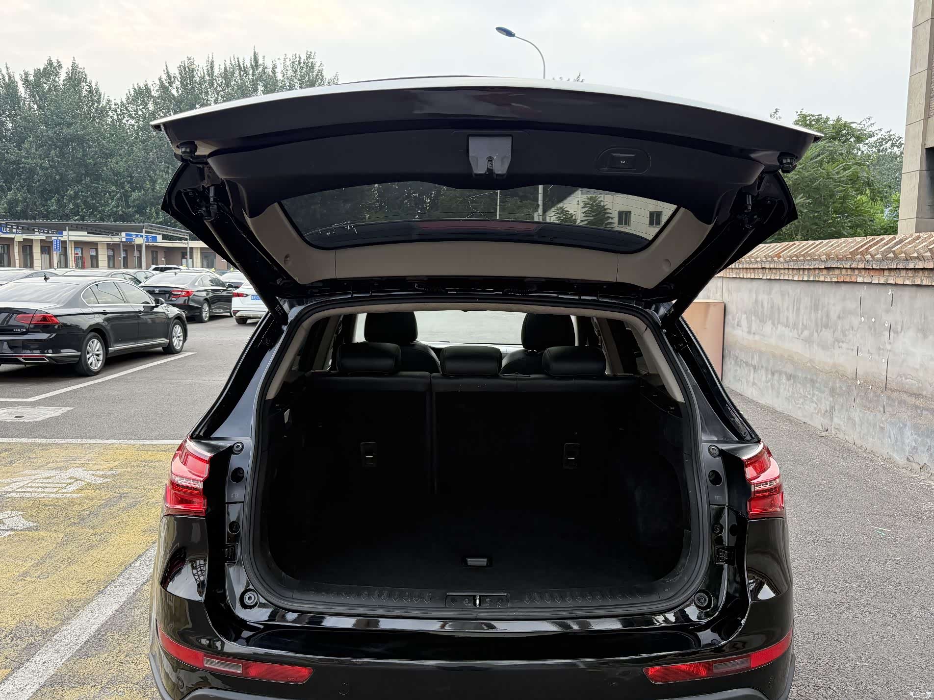 Zotye T600, 2017 17