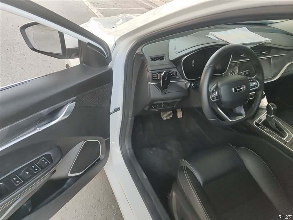 Geely Binray, 2021 12