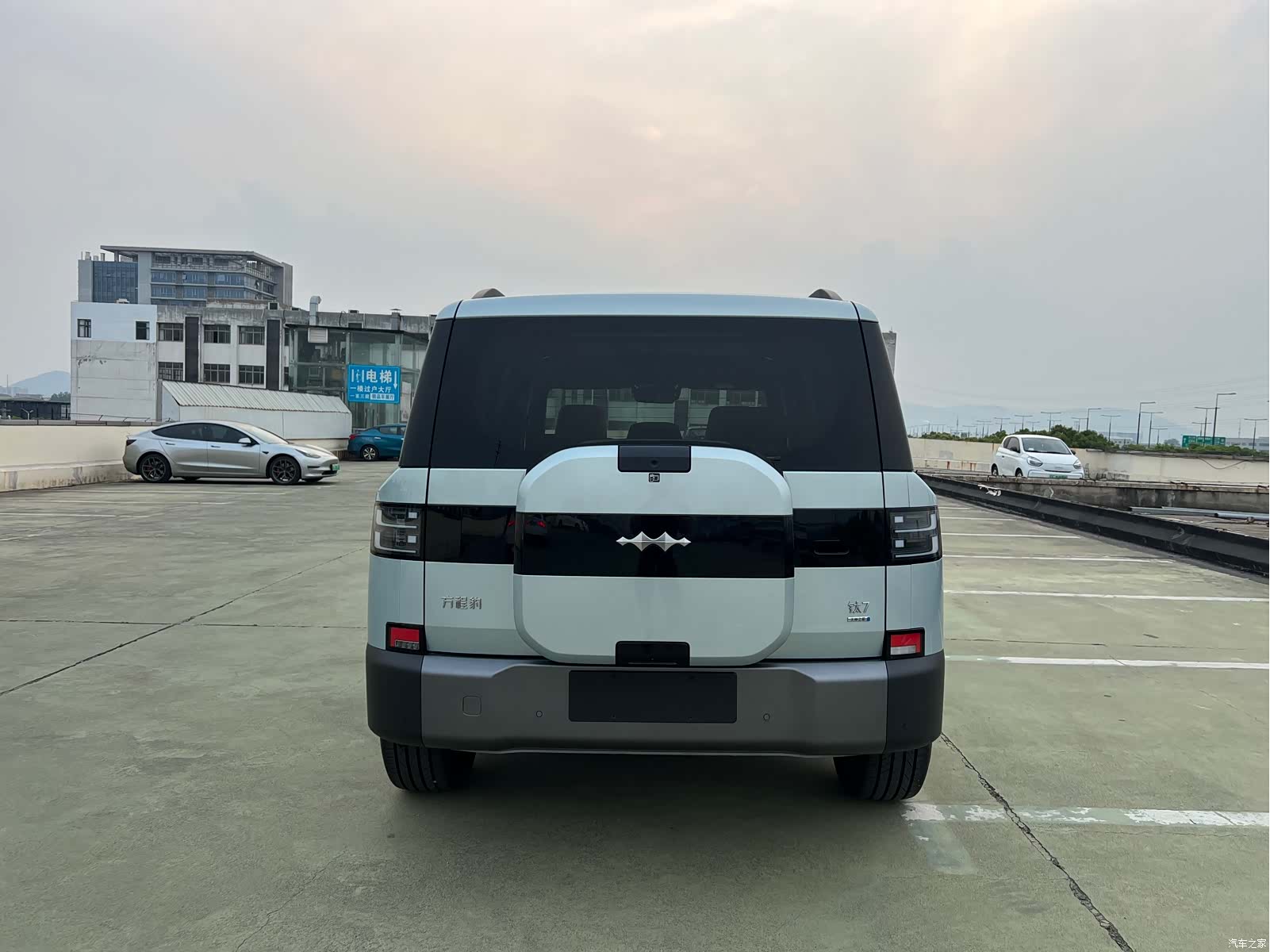 Fang Cheng Bao 7, 2026 4