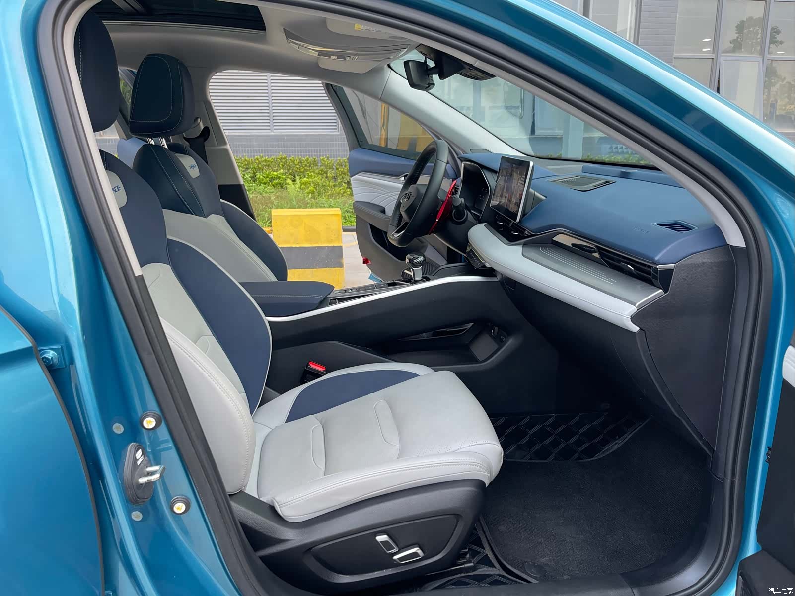 Geely Preface, 2022 12