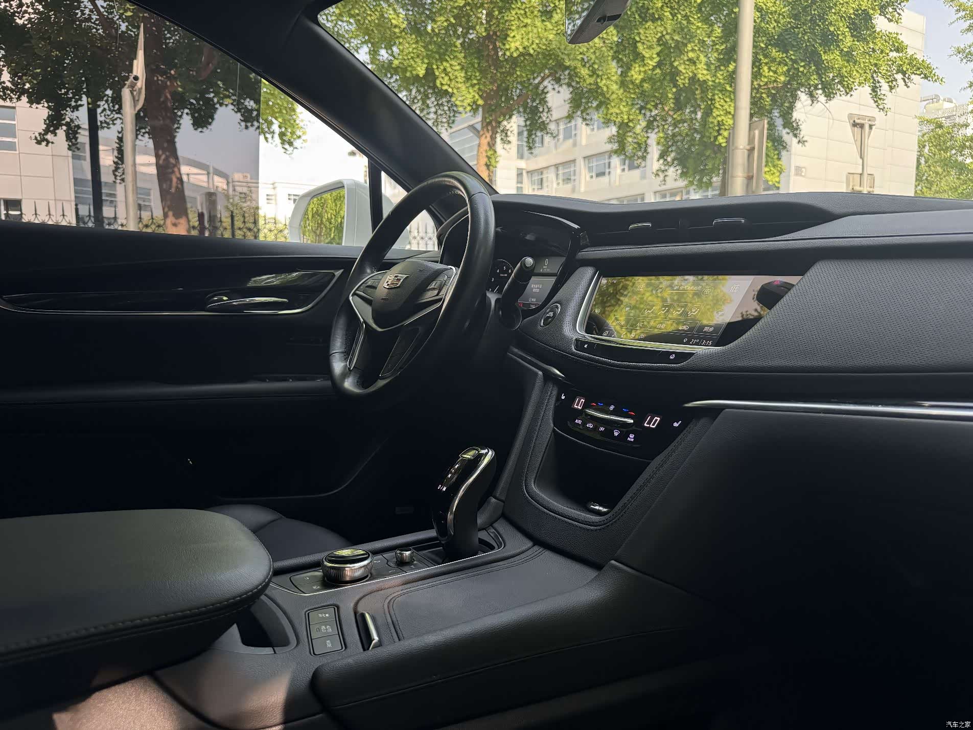 Cadillac XT5, 2022 24