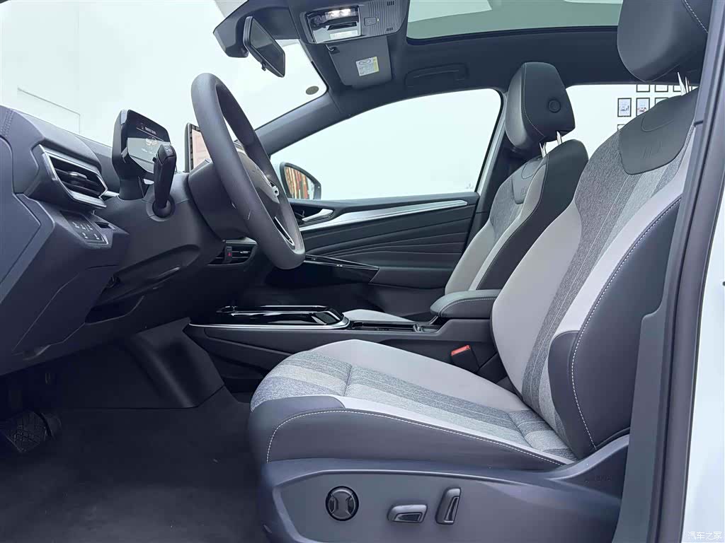 Volkswagen ID.4, 2025 27