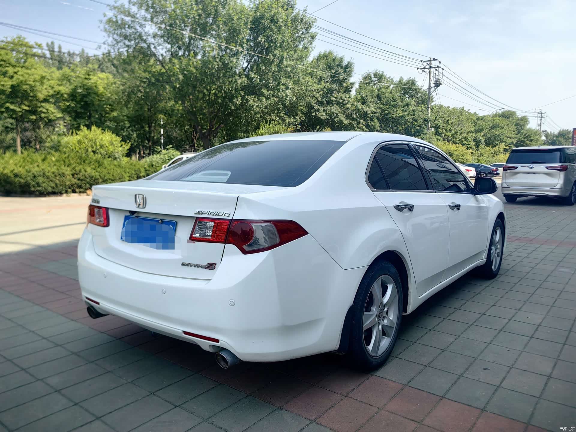 Honda Spirior, 2011 6