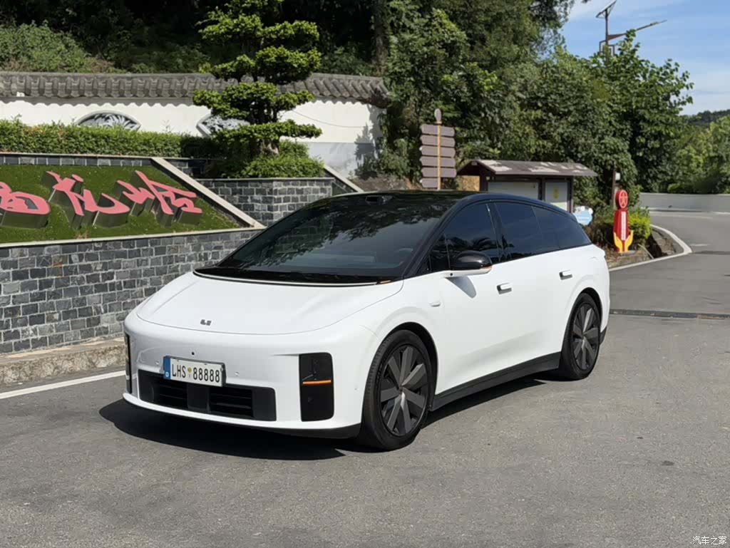 Li Auto i6, 2025 1
