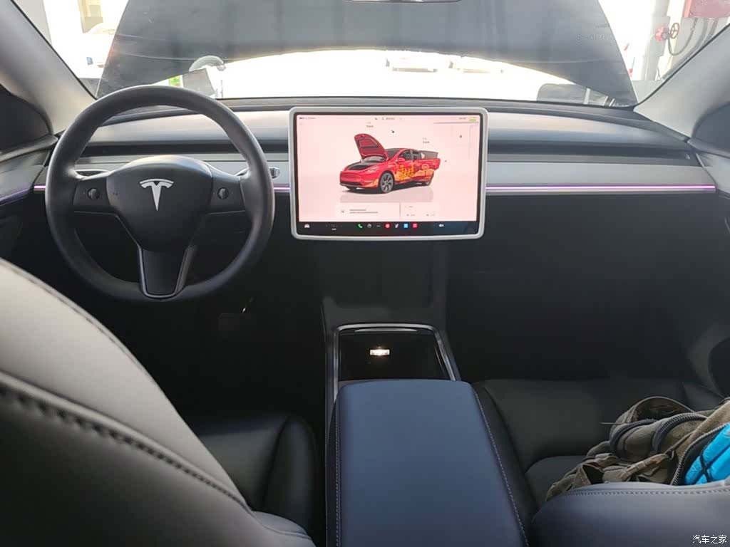 Tesla Model Y, 2024 10