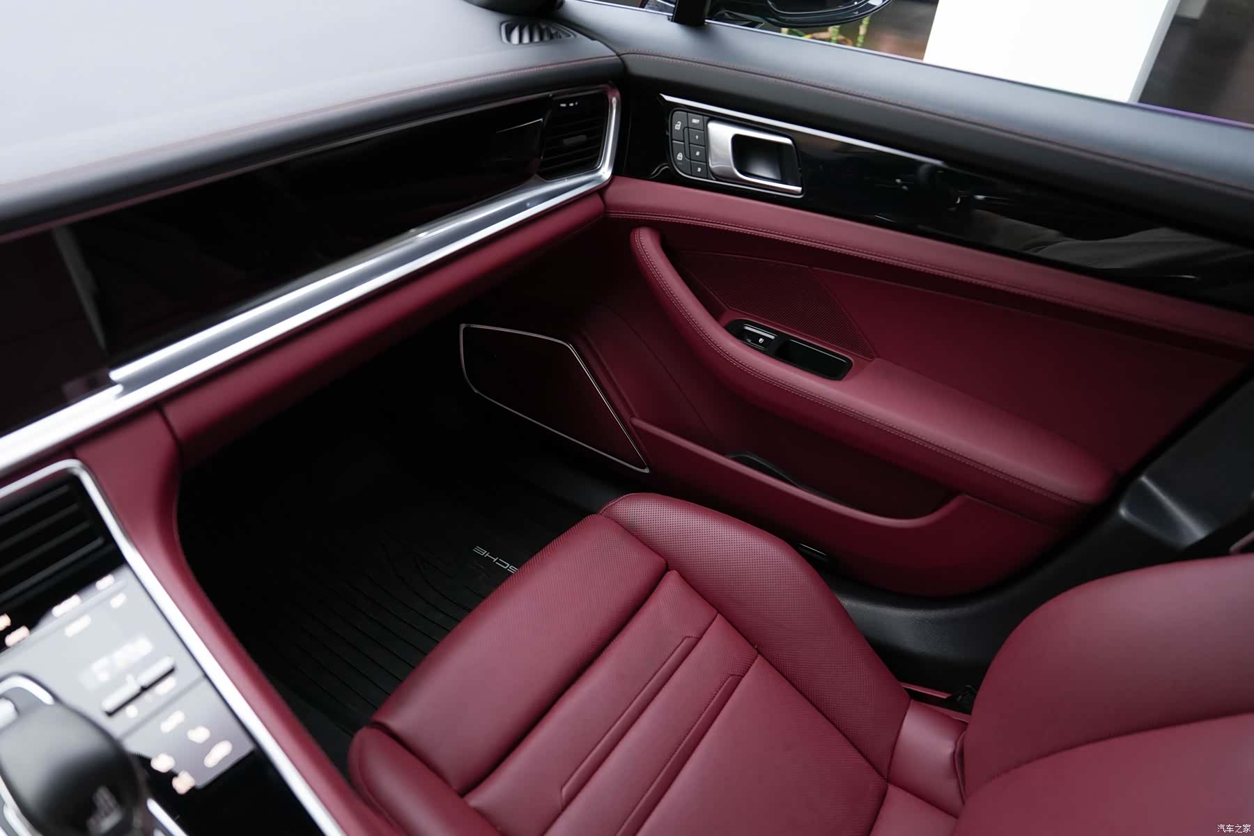 Porsche Panamera, 2023 21