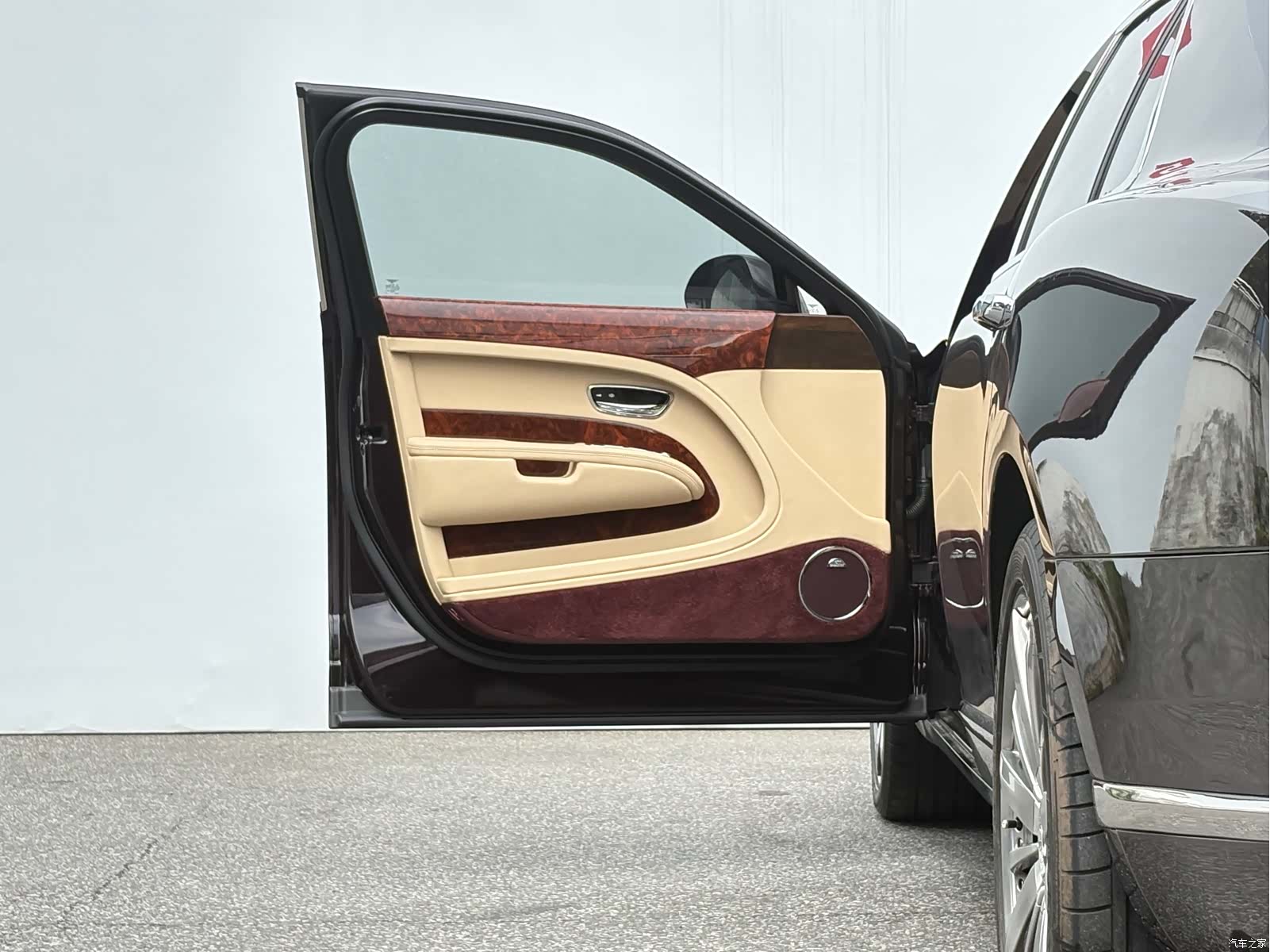 Bentley Mulsanne, 2014 19