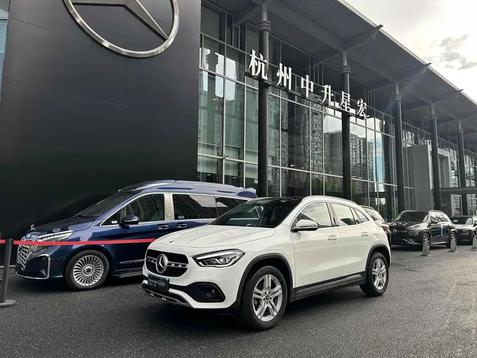 Mercedes-Benz GLA