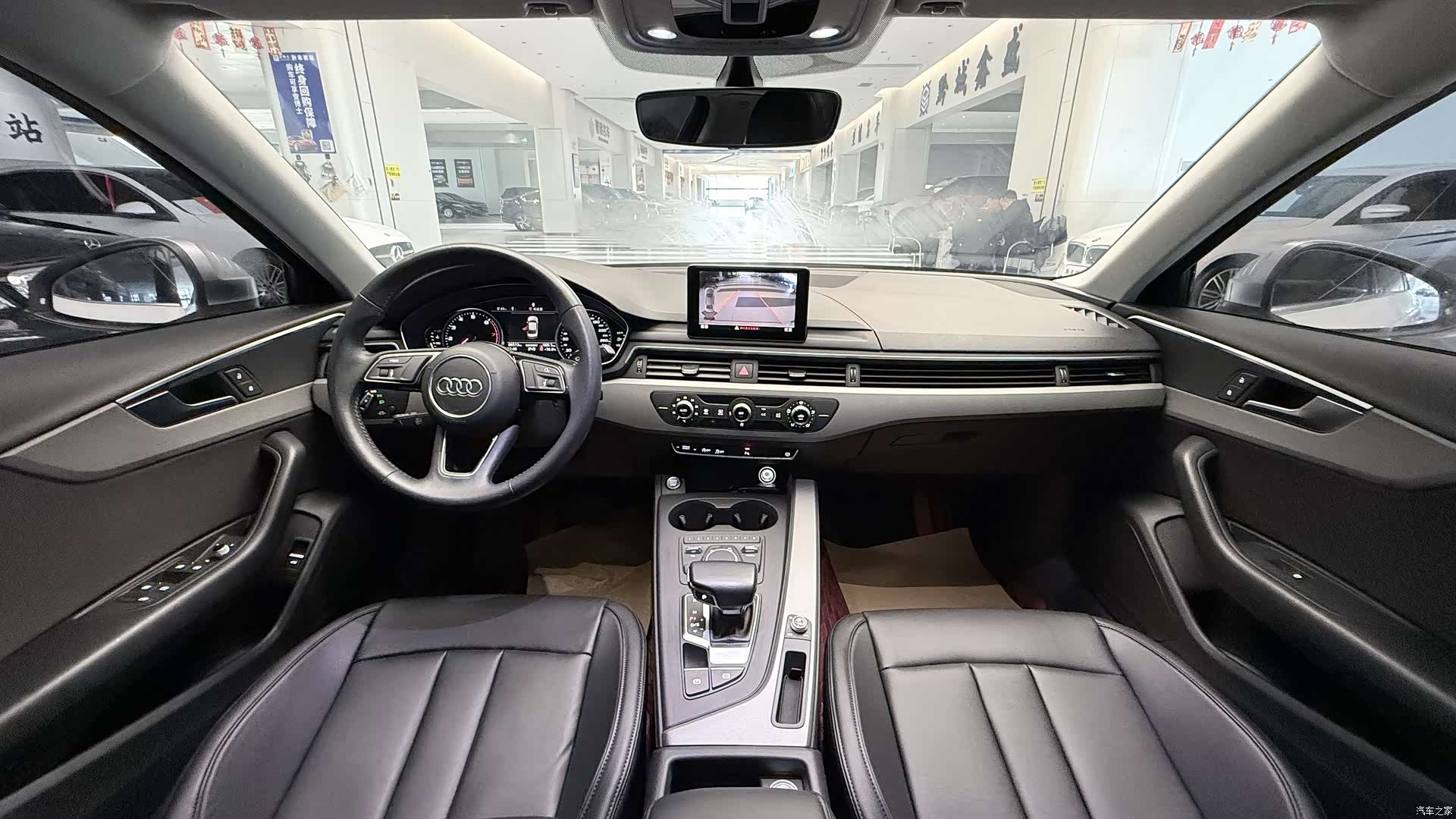 Audi A4L, 2018 7