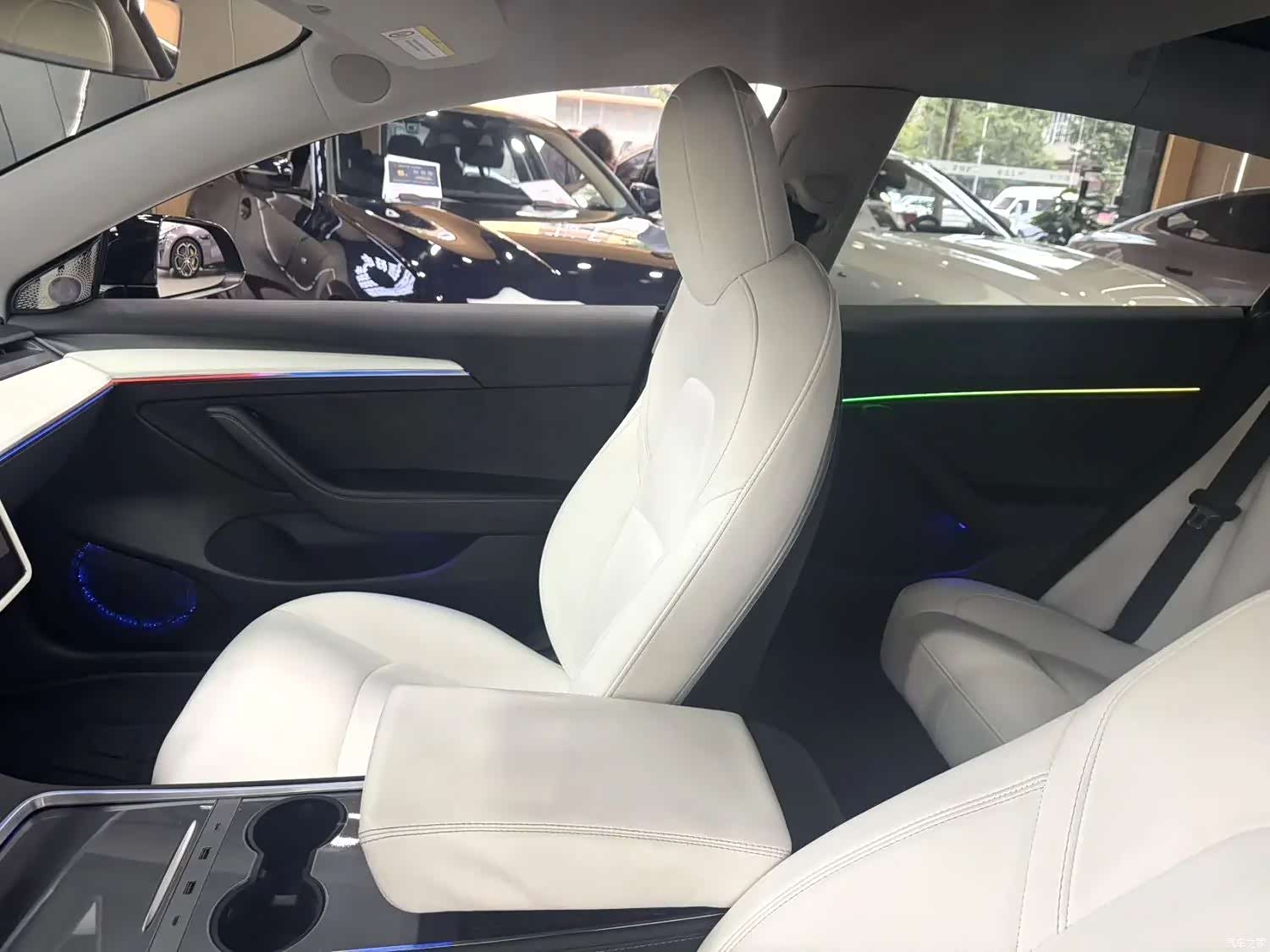 Tesla Model 3, 2023 6