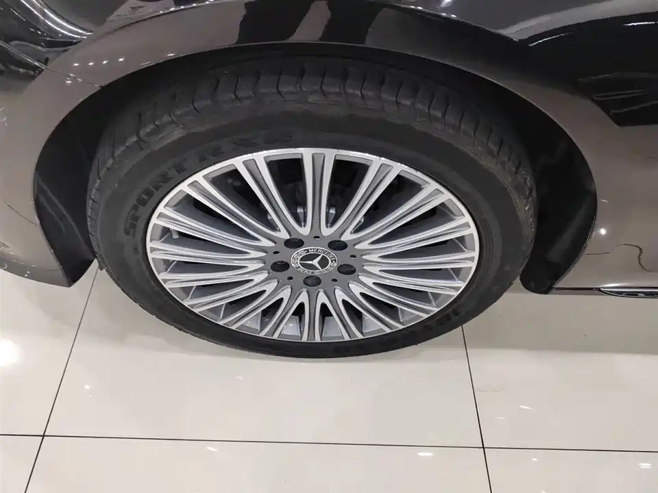 Mercedes-Benz E-class Mercedes-Benz E-class