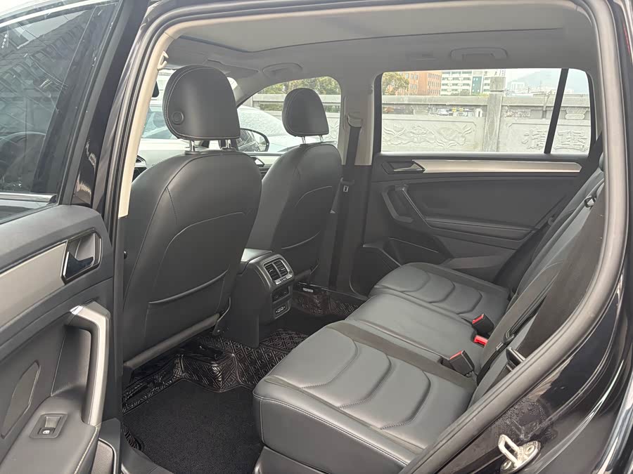 Volkswagen Tiguan L 2019, фото 12