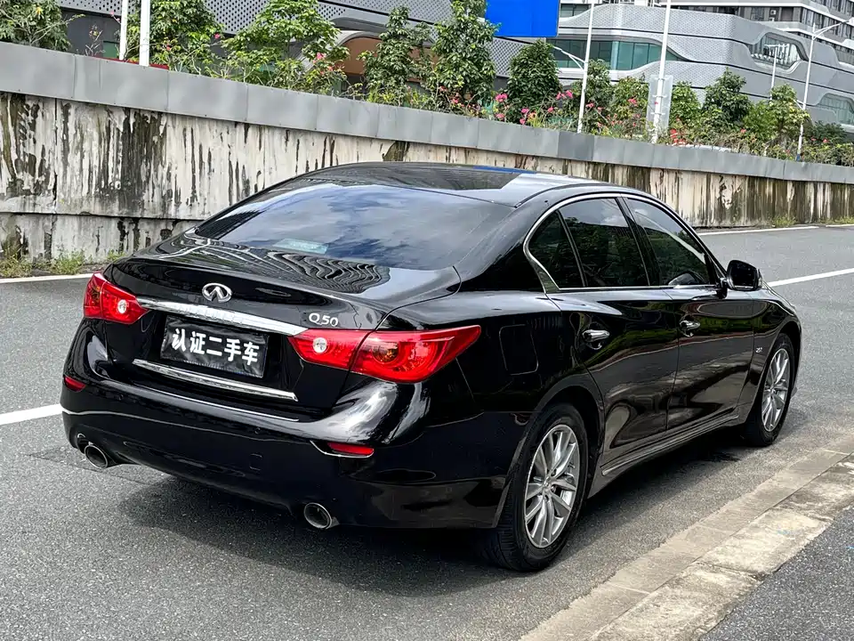 Infiniti Q50L Infiniti Q50L