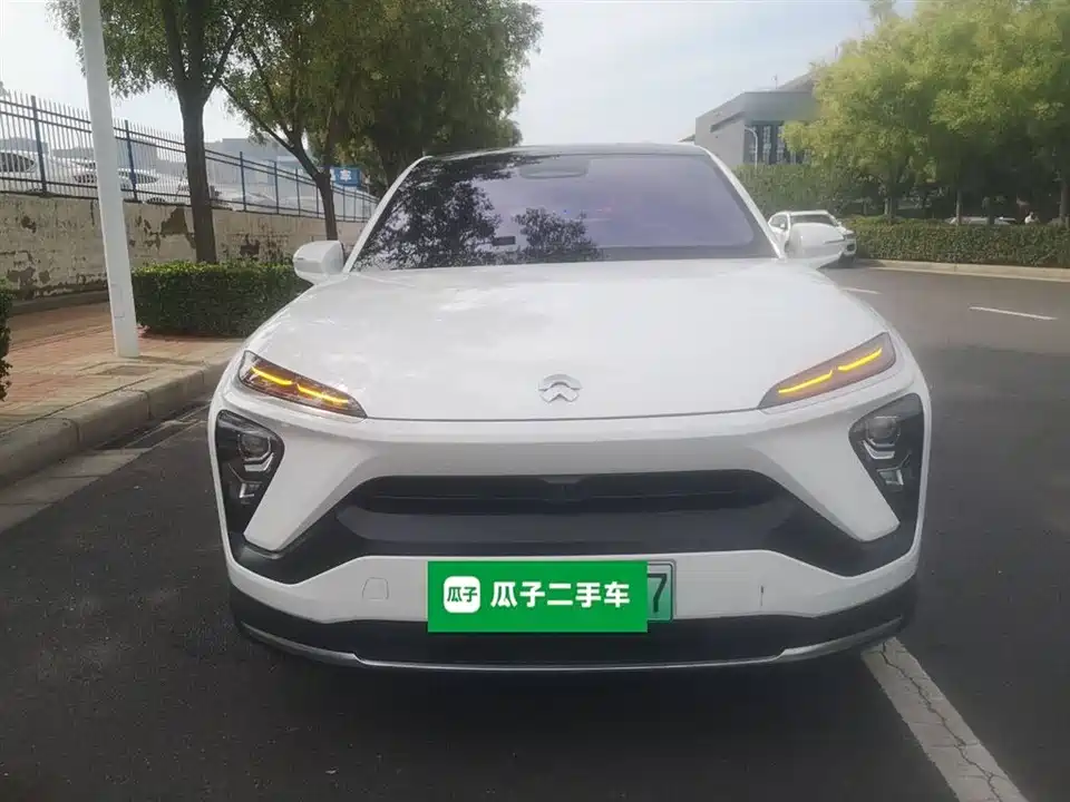 NIO EC6