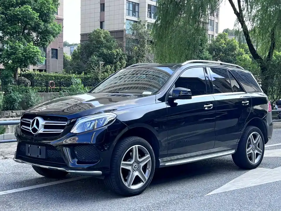 Mercedes-Benz GLE Mercedes-Benz GLE