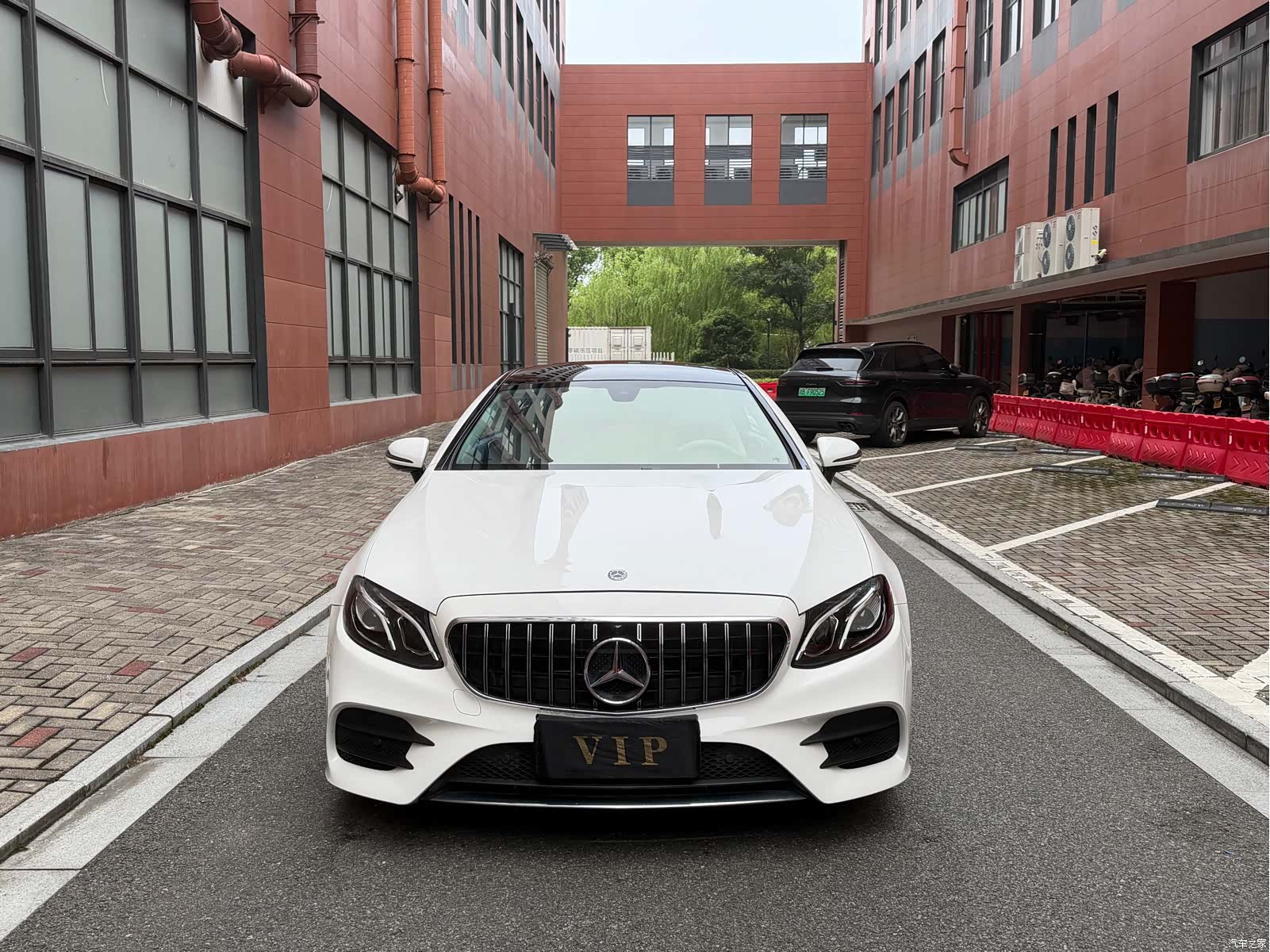 Mercedes-Benz E-Class, 2020 2