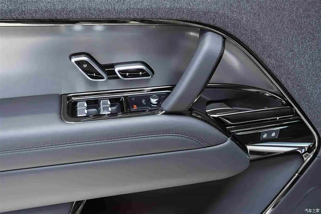 Land Rover Range Rover, 2025 11