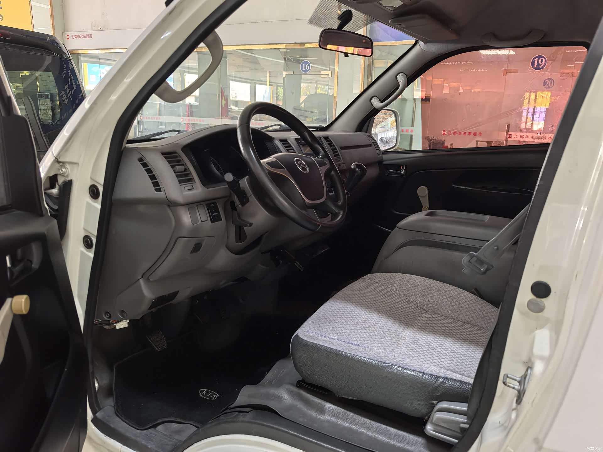XiaMenJinLv HiAce, 2017 3