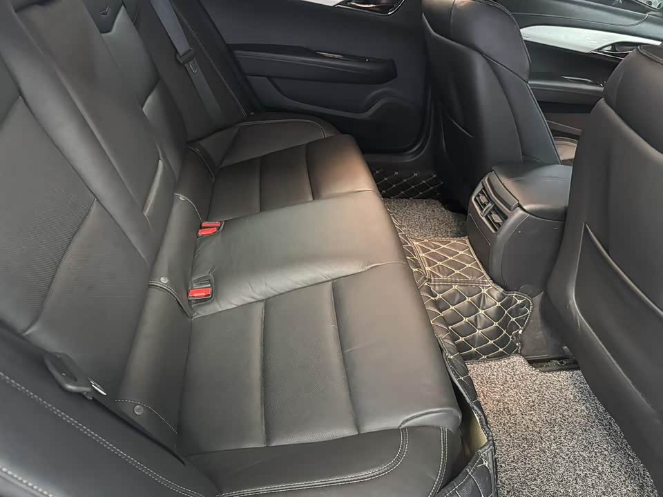 Cadillac ATS-L