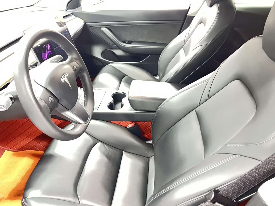 Tesla Model 3, 2020 6