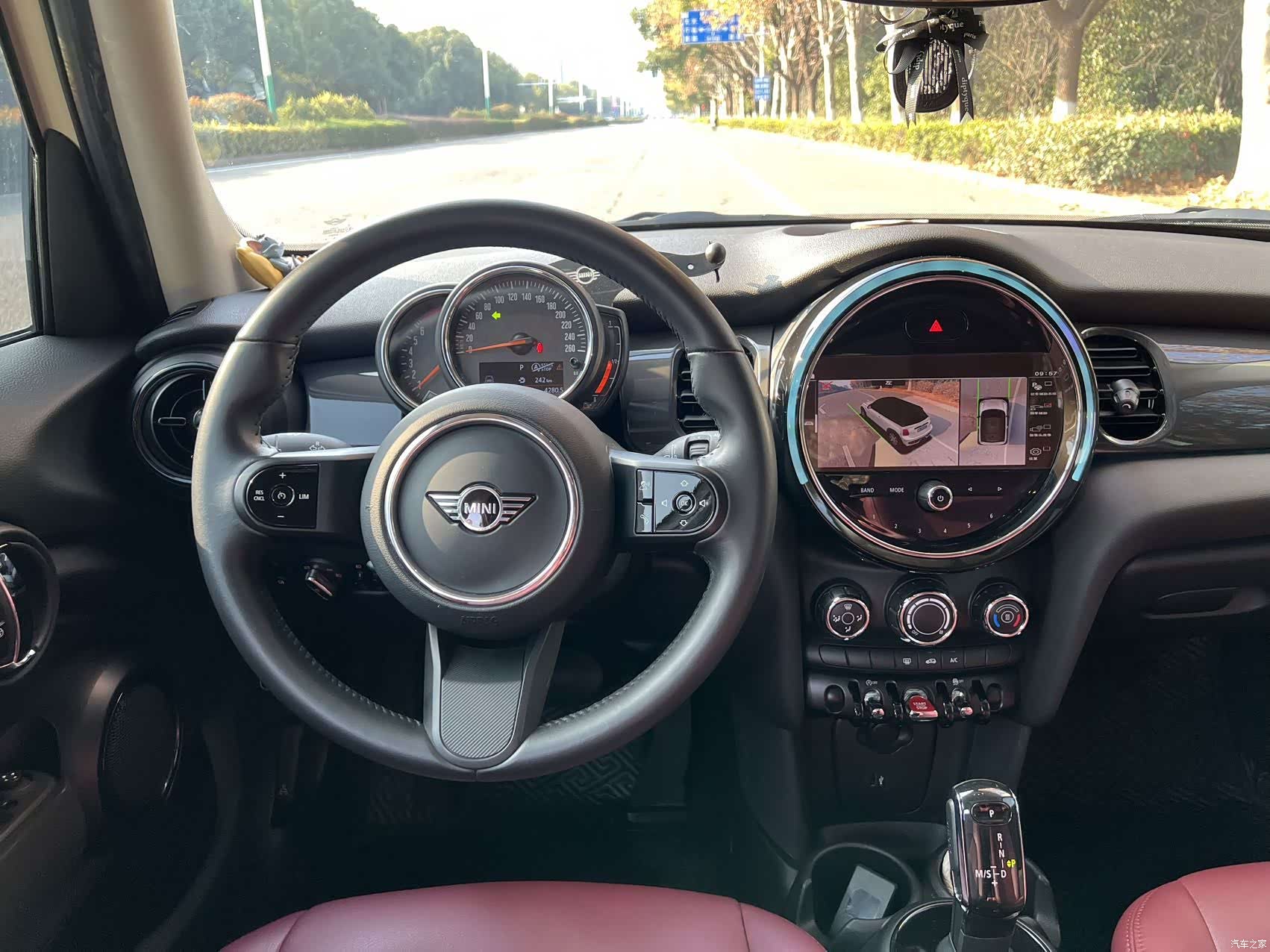 Mini ONE, 2022 7