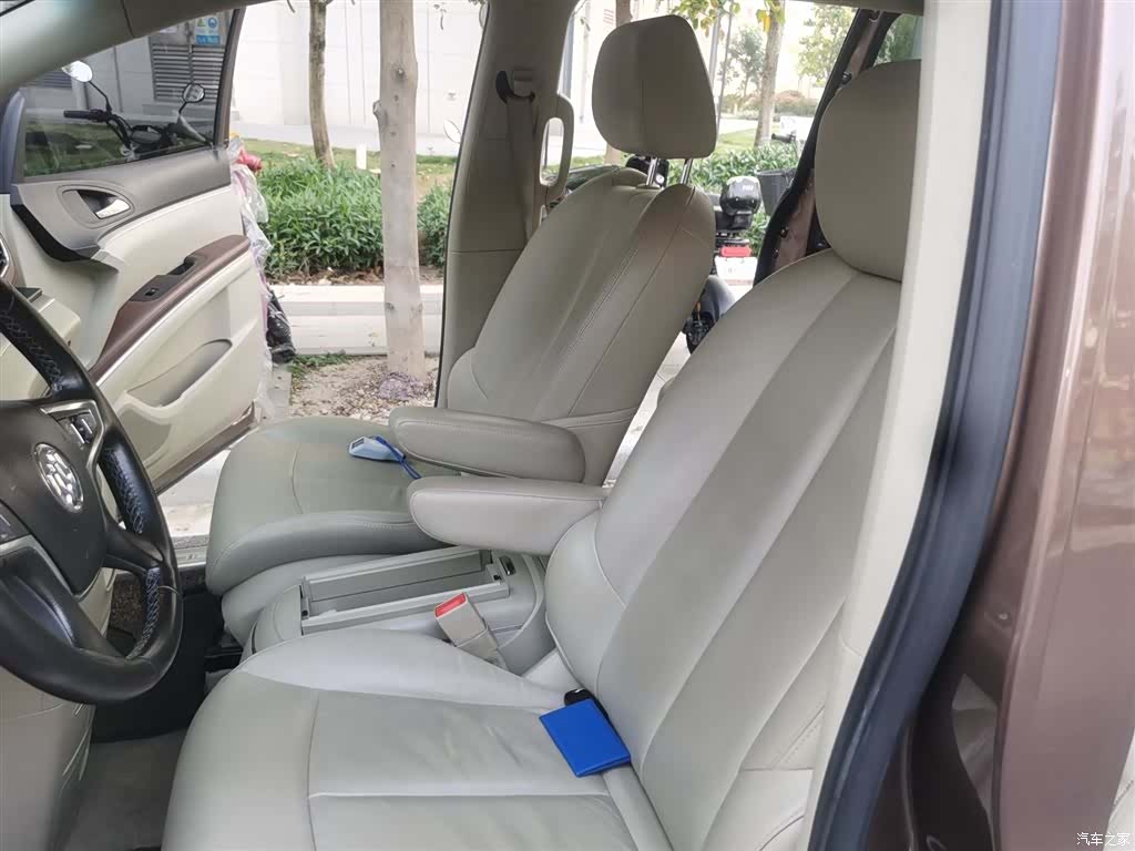 Buick GL8, 2019 8