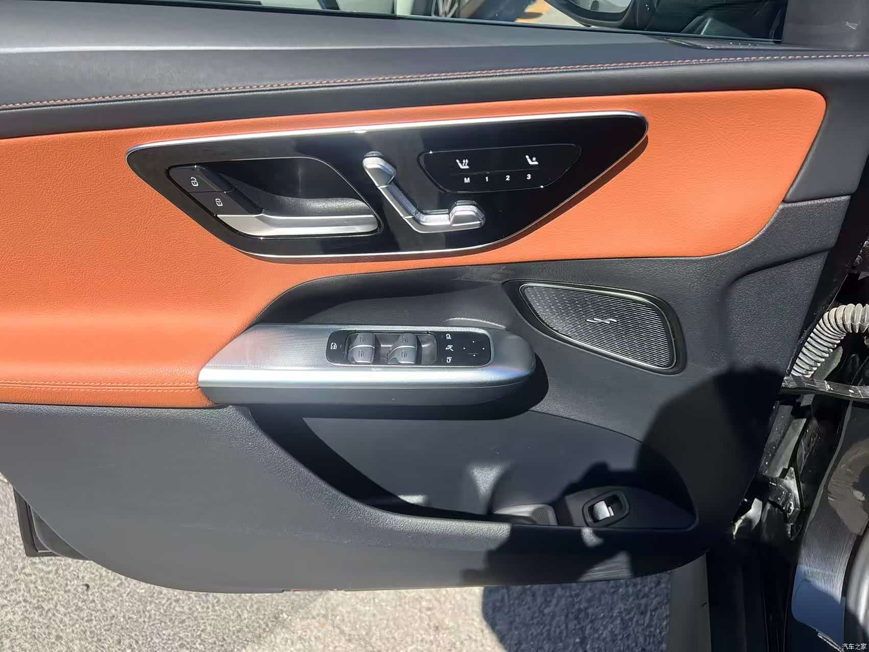 Mercedes-Benz GLC, 2023 14