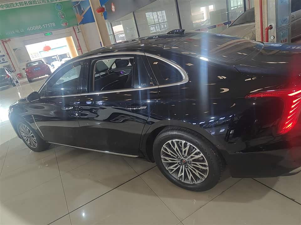Hongqi H5