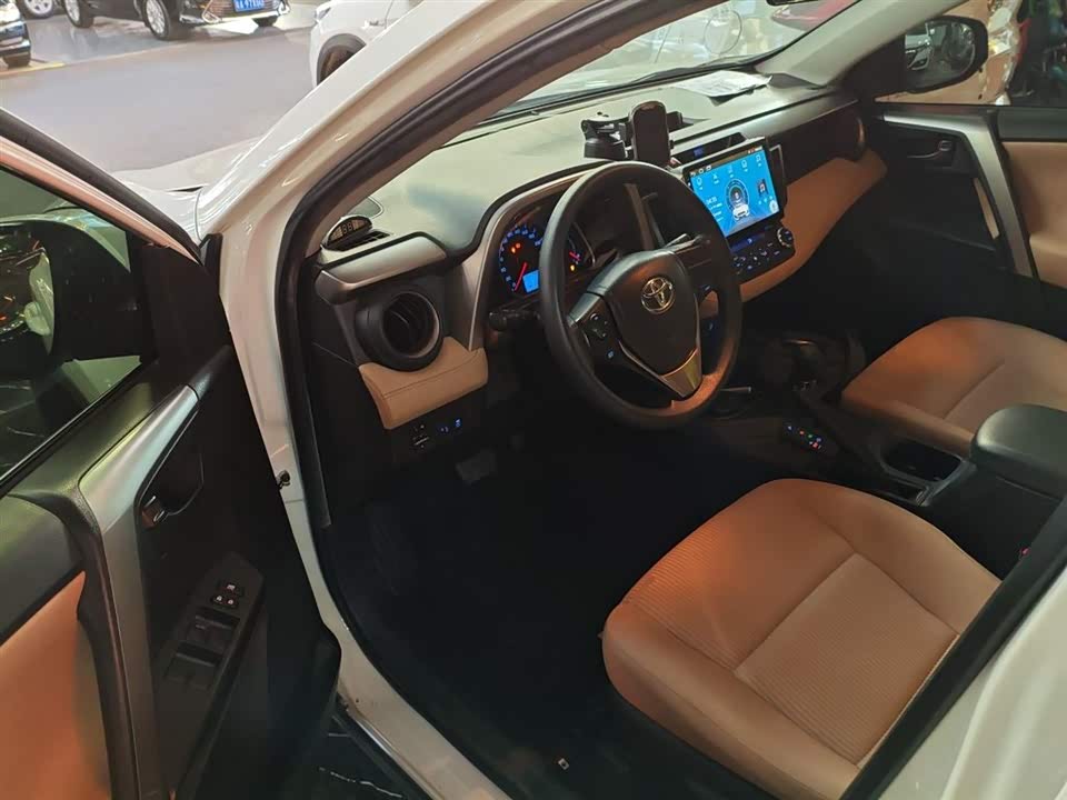 Toyota RAV4 Rongfang