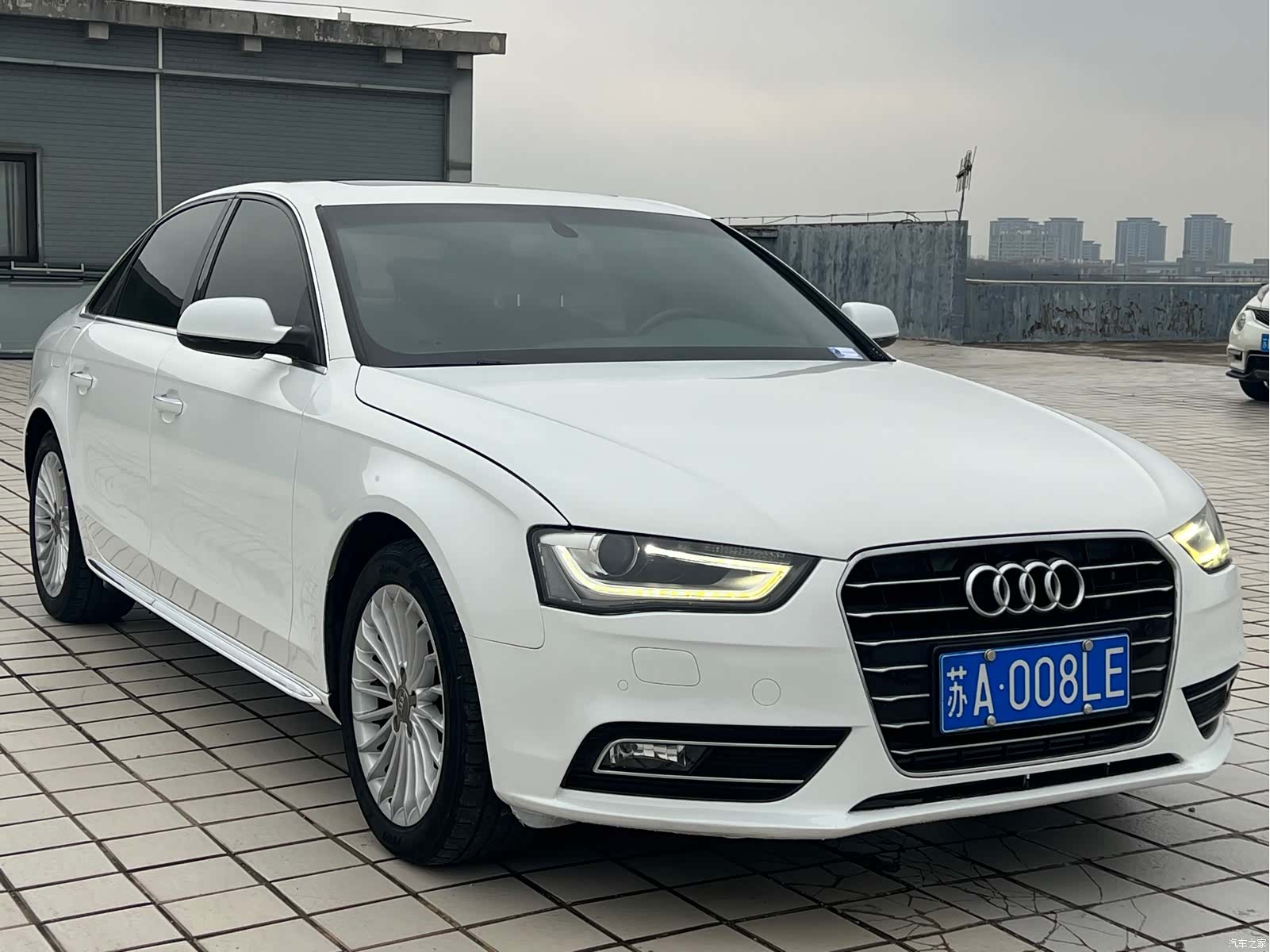 Audi A4L, 2016 3