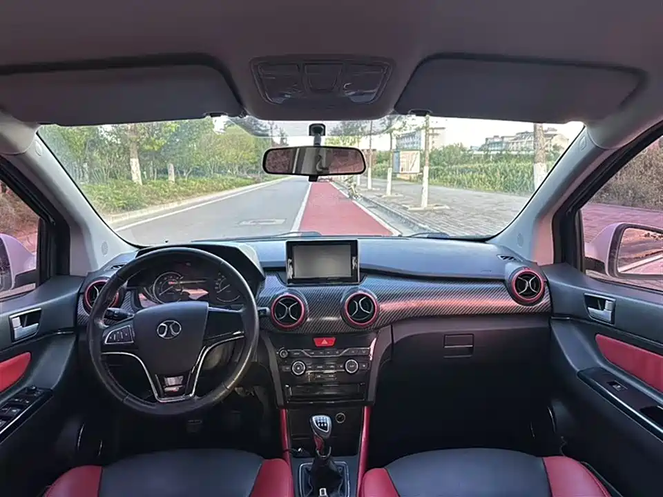 BAIC Shenbao X25 BAIC Shenbao X25