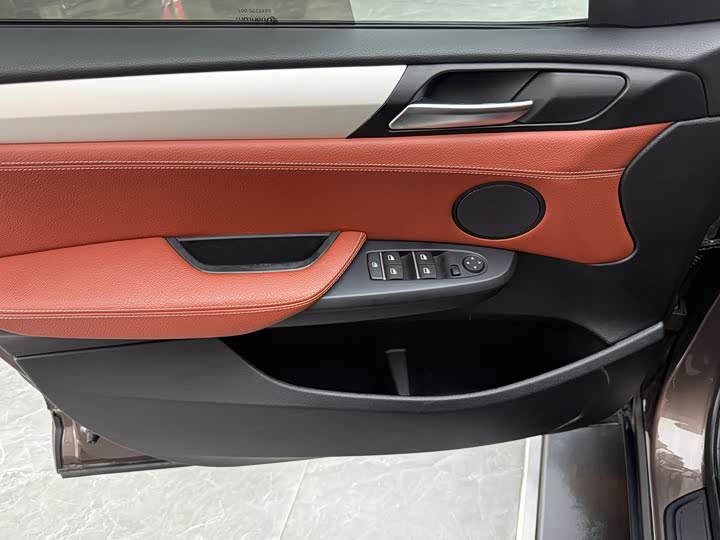 BMW X3, 2013 года фото 6