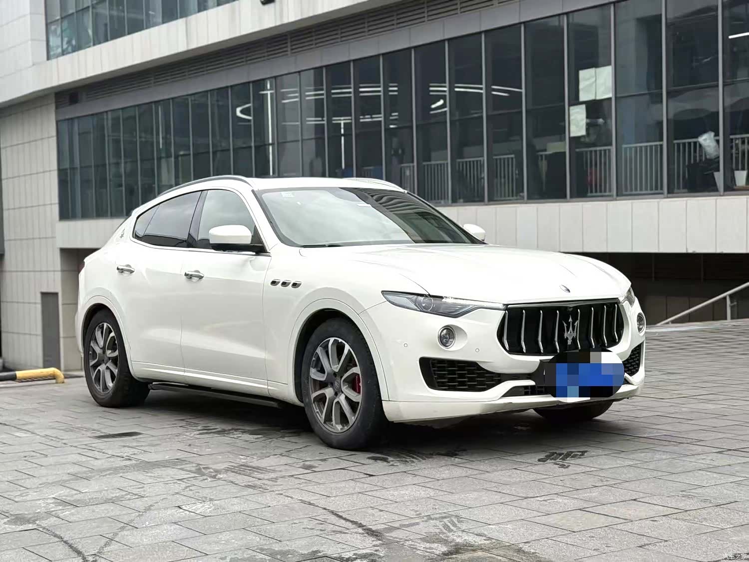 Maserati Levante, 2018 3