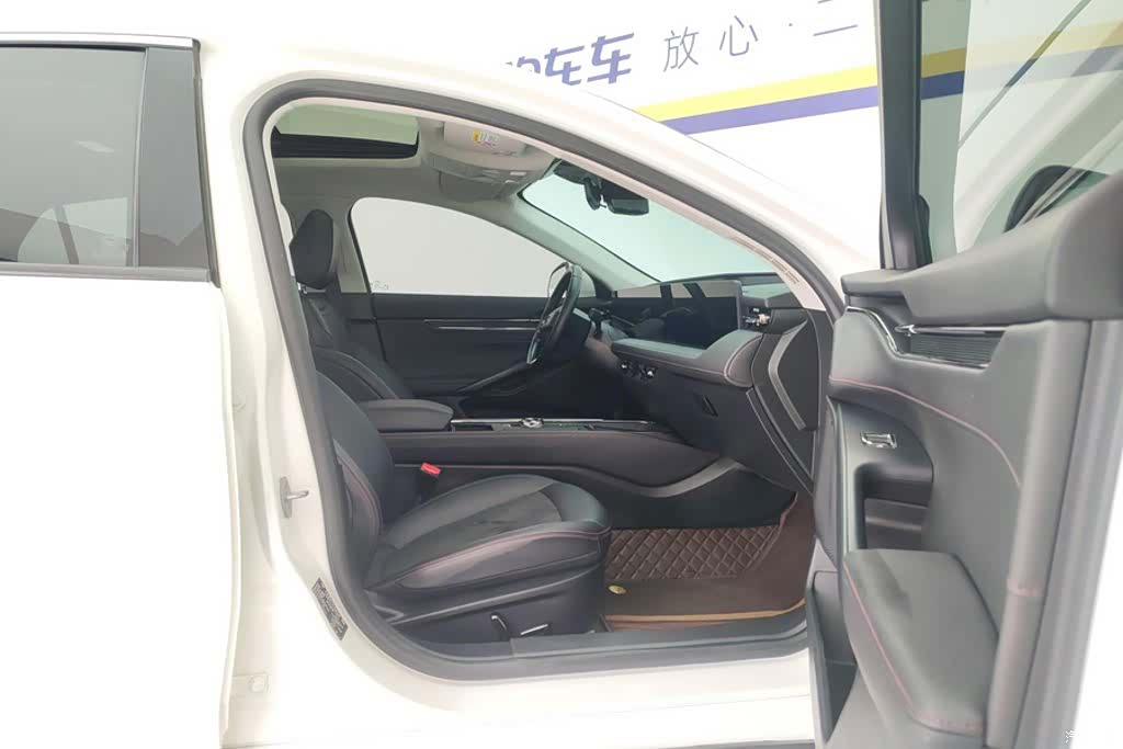 Ford Mondeo, 2024 8