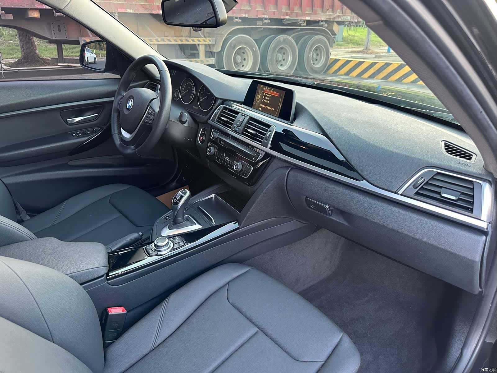 BMW 3 Series, 2017 18
