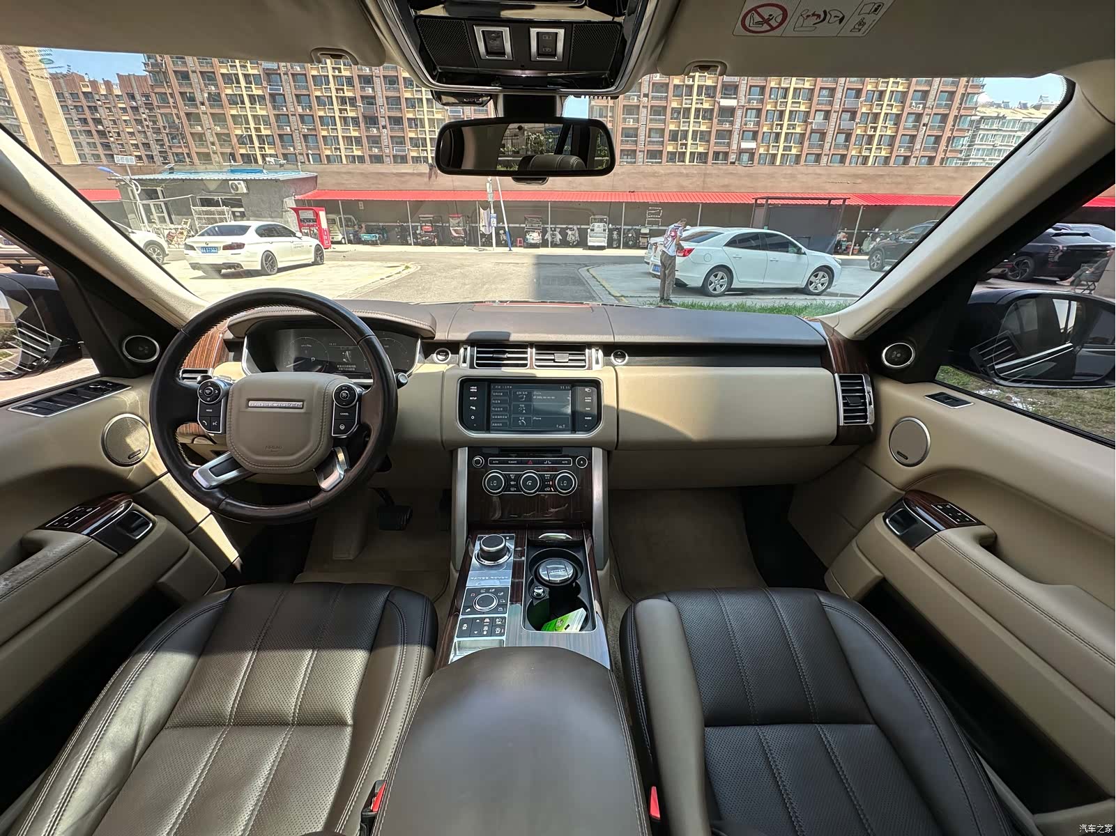 Land Rover Range Rover, 2015 8